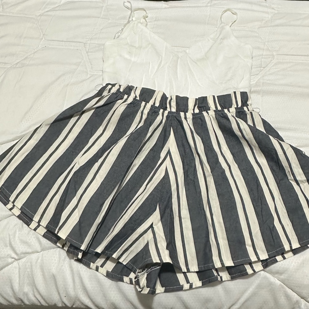 Altar’d State
Striped Romper
Size small